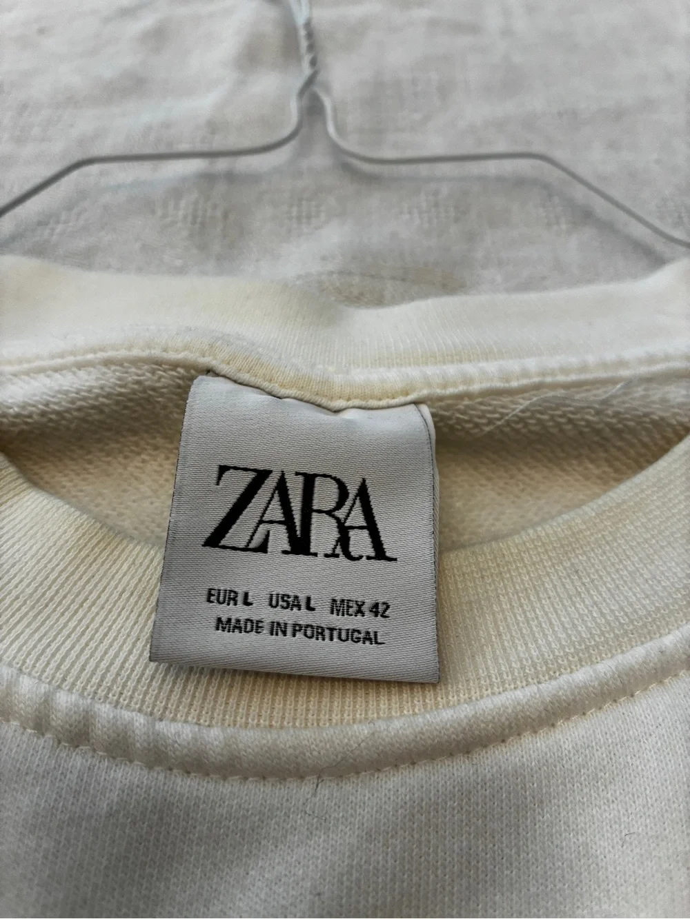Zara Cream Graphic Crewneck with Multicolor Prints